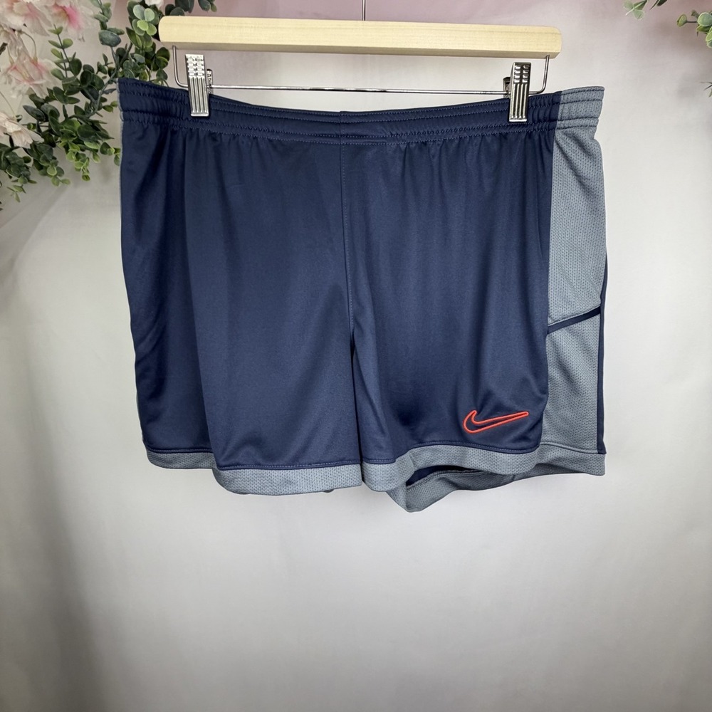 Nike Dri-FIT Soccer Training Short Standard Fit Women's Large Gray Logo